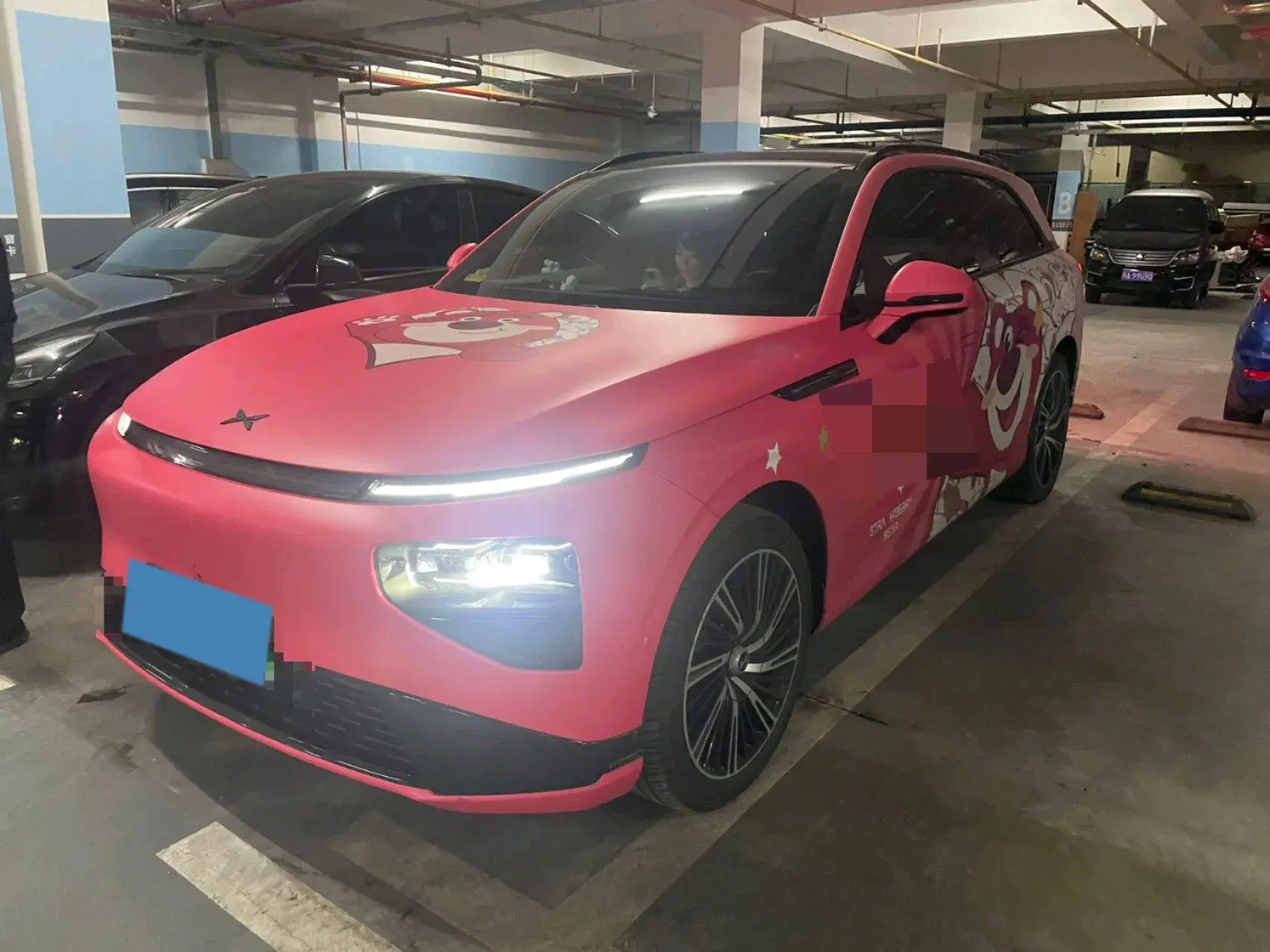 2022 XPENG G9 view 1