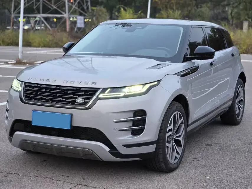 2024 Land Rover Range Rover Evoque 2.0T 249HP L4 9AT