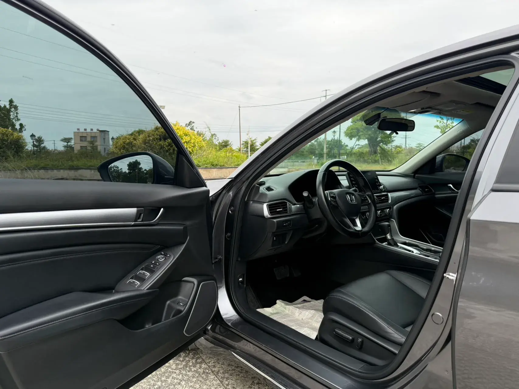 2018 HONDA ACCORD thumbnail 4