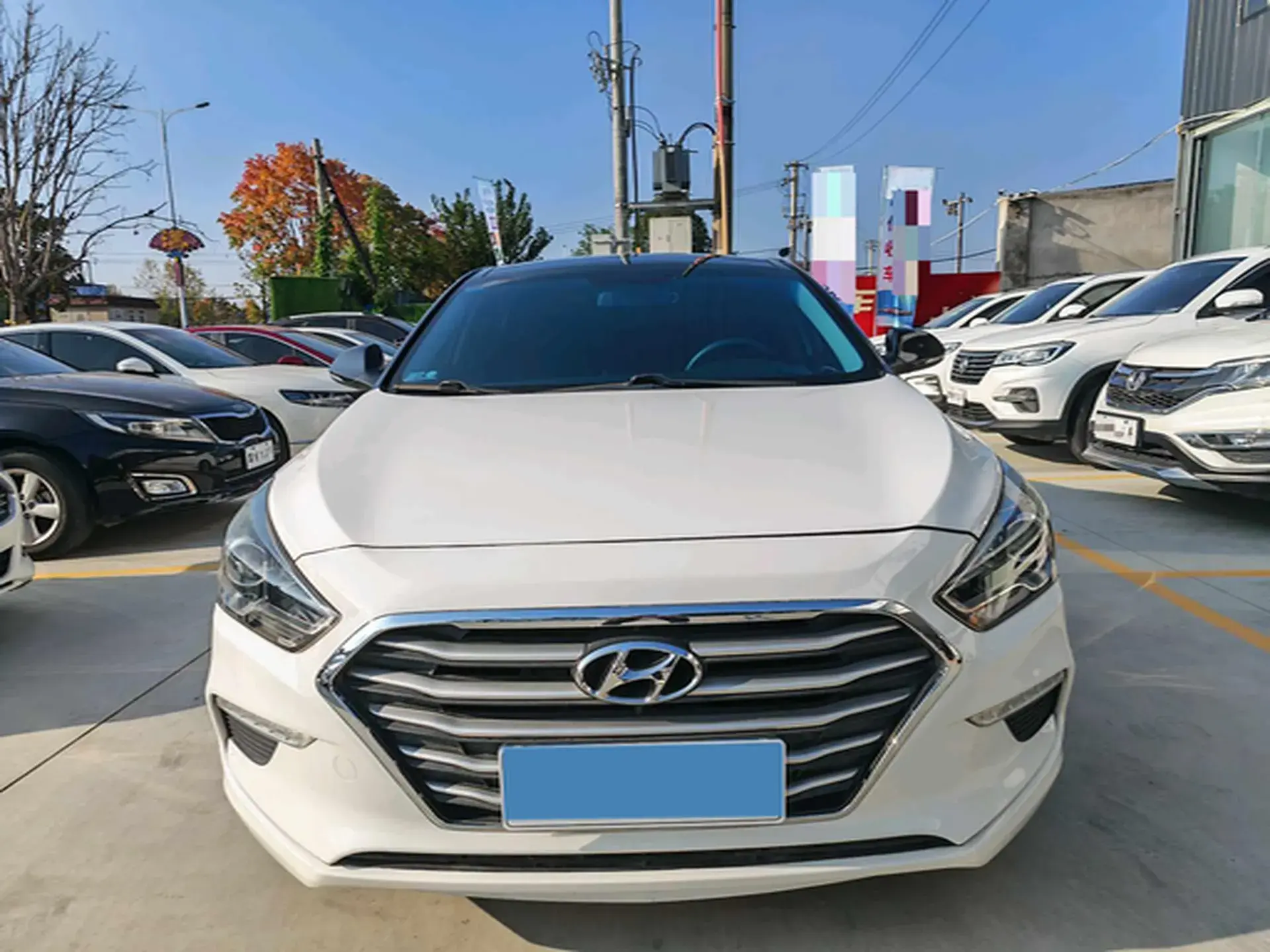 2017 HYUNDAI MISTRA thumbnail 2