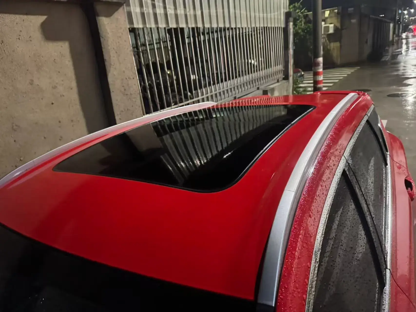 2019 GEELY COOLRAY thumbnail 4