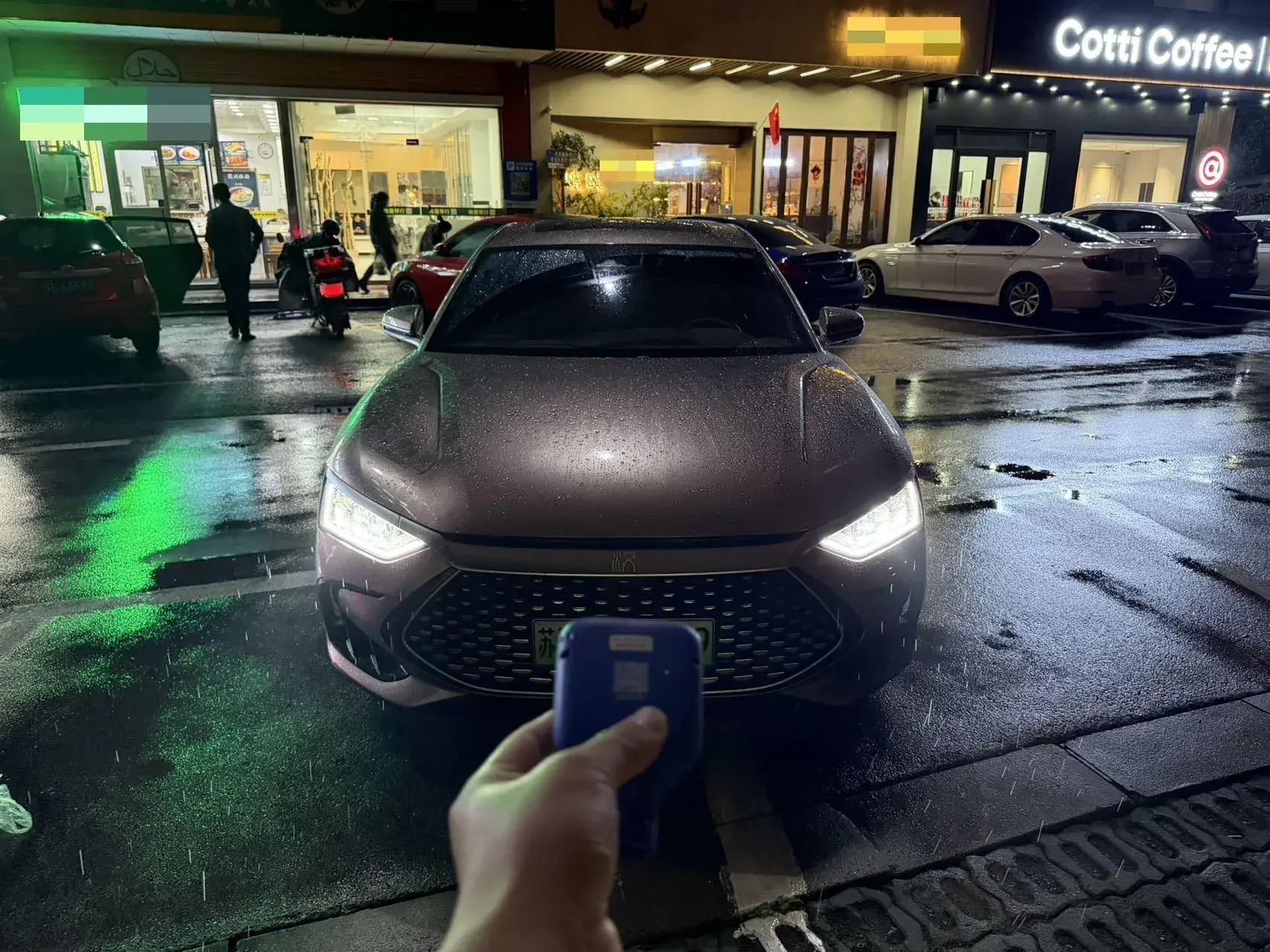 2023 BYD HAN thumbnail 2