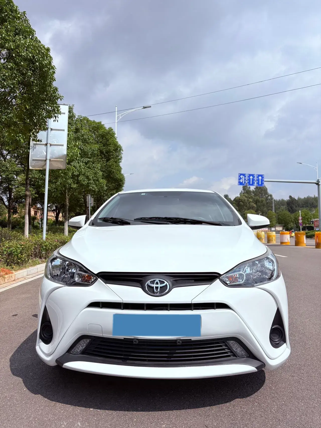 2020 TOYOTA YARIS thumbnail 2
