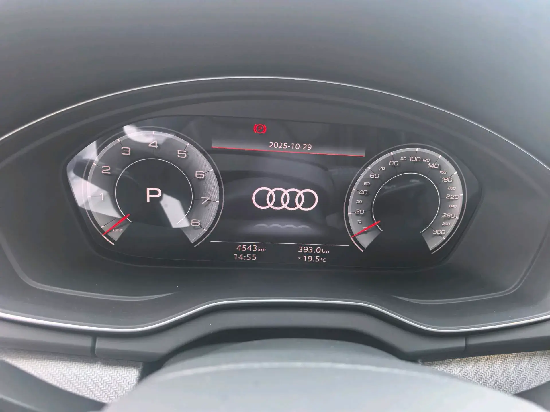 2025 AUDI Q5L thumbnail 3