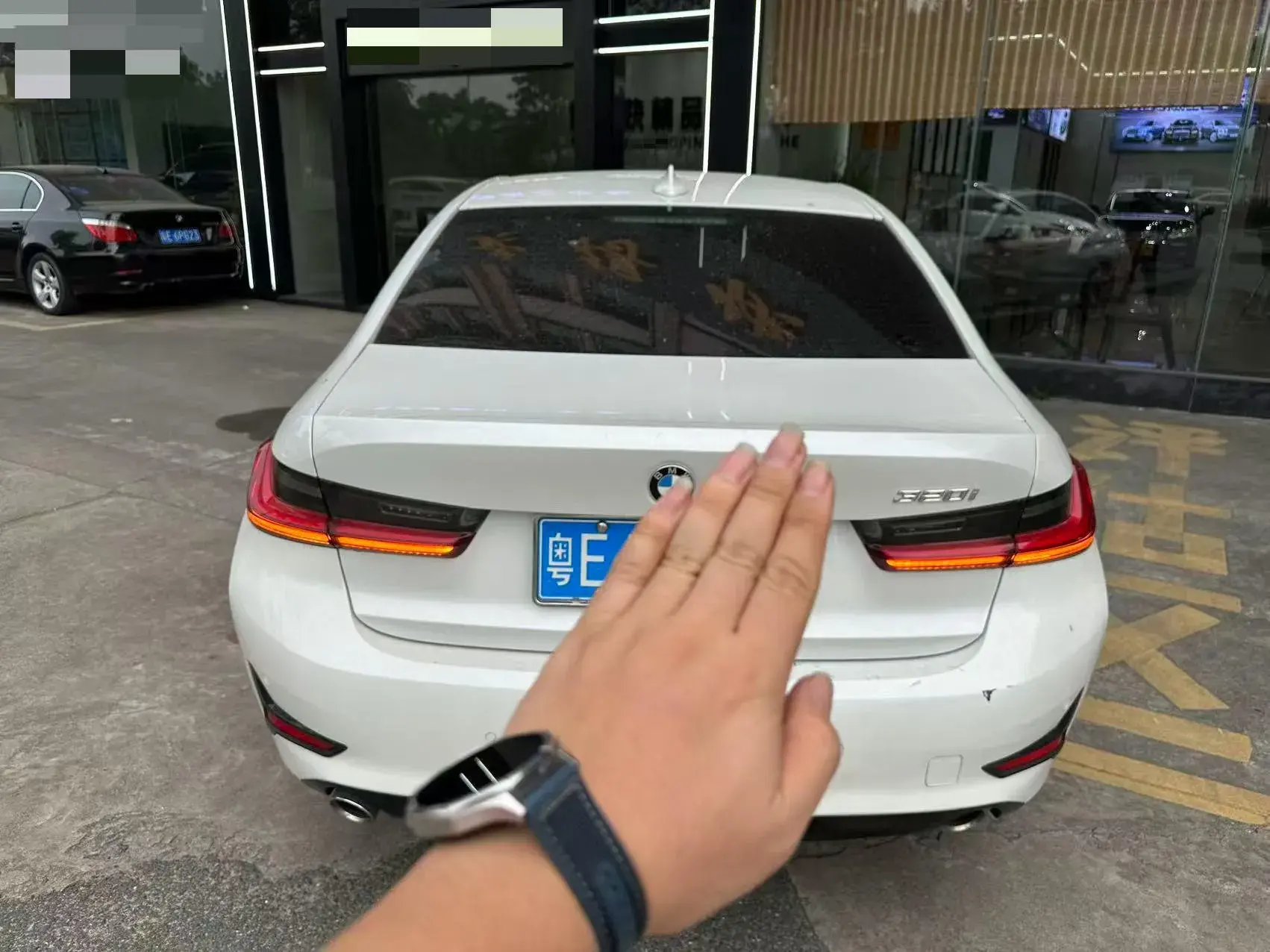 2020 BMW 3 thumbnail 4
