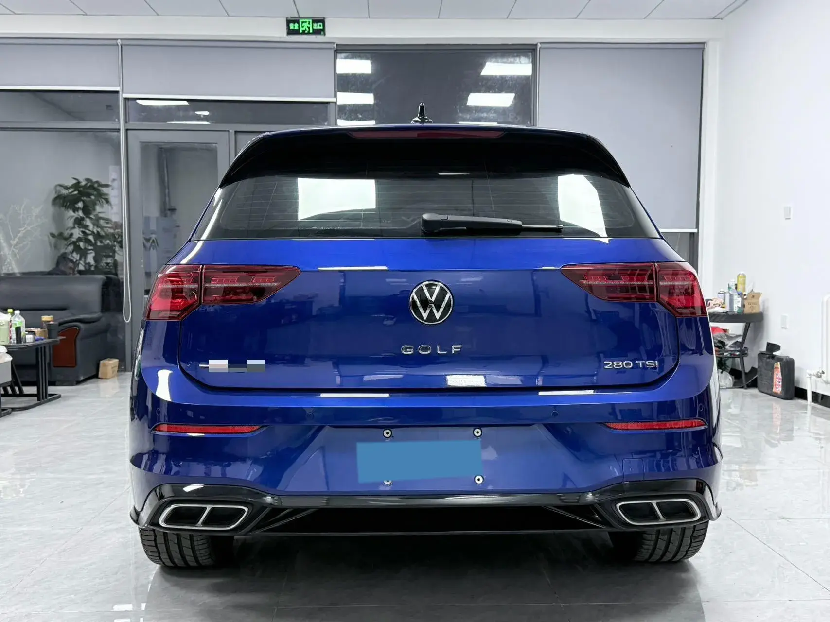 2021 VOLKSWAGEN GOLF thumbnail 3