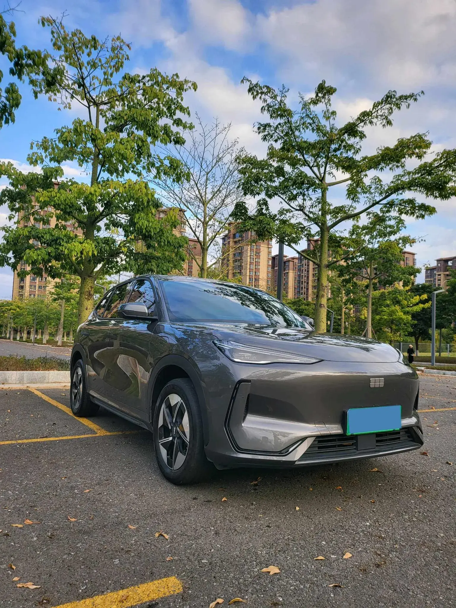 2024 GEELY GALAXY thumbnail 3