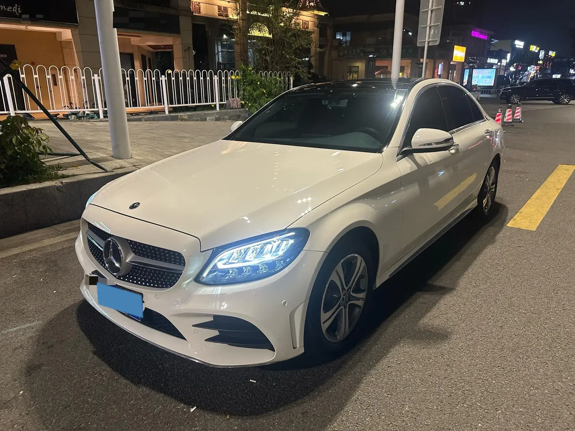 2020 MERCEDES-BENZ C view 1