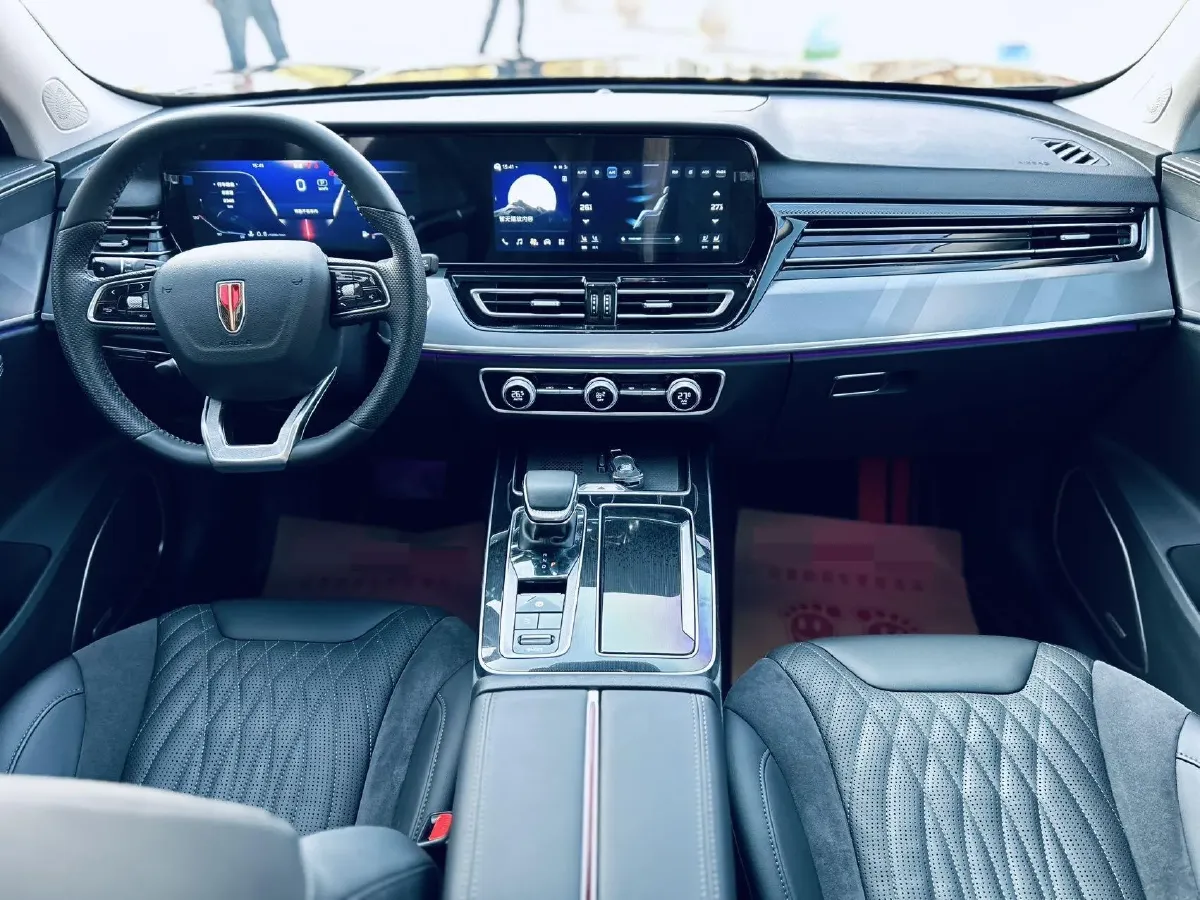 2023 HongQi HS5 2.0T 252HP L4 8AT,autocango,china used car exporter,china ev exporter,chinese used car exporter,chinese used ev exporter