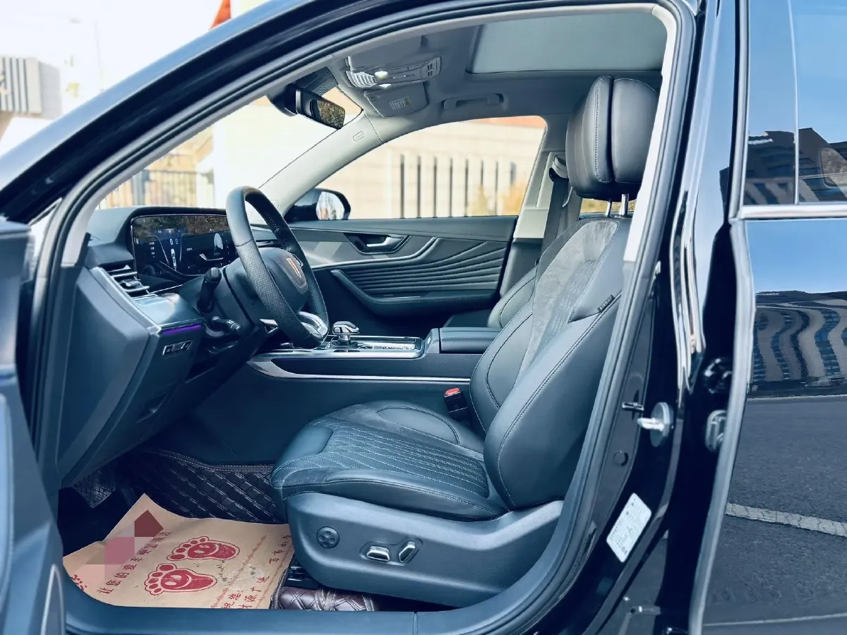 2023 HongQi HS5 2.0T 252HP L4 8AT,autocango,china used car exporter,china ev exporter,chinese used car exporter,chinese used ev exporter