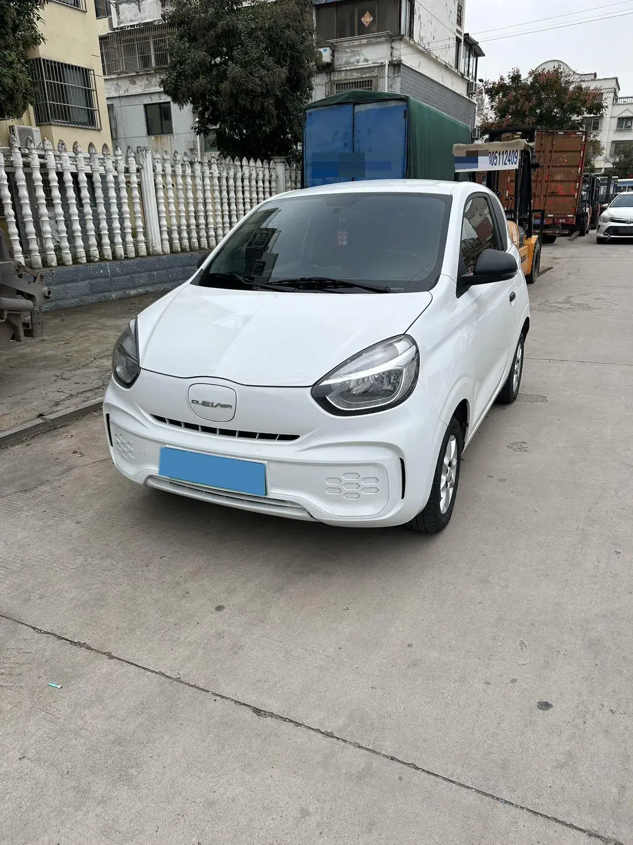 2021 ROEWE CLEVER view 1