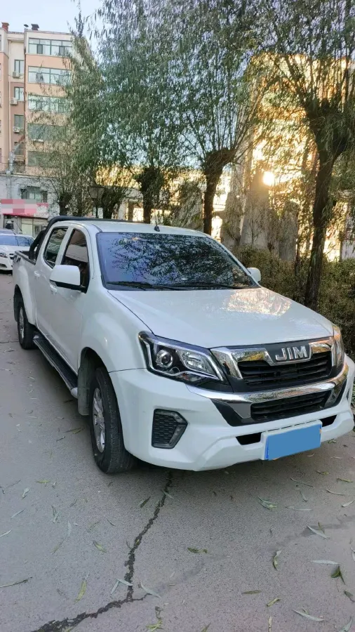 2023 Isuzu Jim 2.4L 158HP L4 5MT,autocango,china used car exporter,china ev exporter,chinese used car exporter,chinese used ev exporter