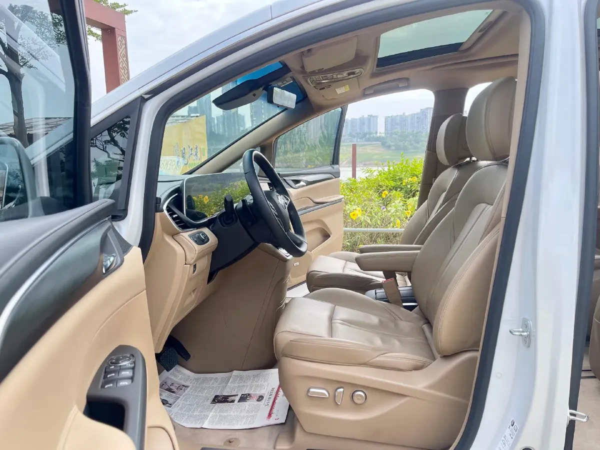 2020 Buick GL8 2.0T 237HP L4 9AT,autocango,china used car exporter,china ev exporter,chinese used car exporter,chinese used ev exporter