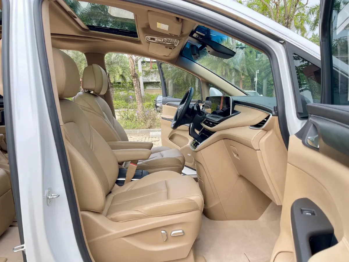 2020 Buick GL8 2.0T 237HP L4 9AT,autocango,china used car exporter,china ev exporter,chinese used car exporter,chinese used ev exporter