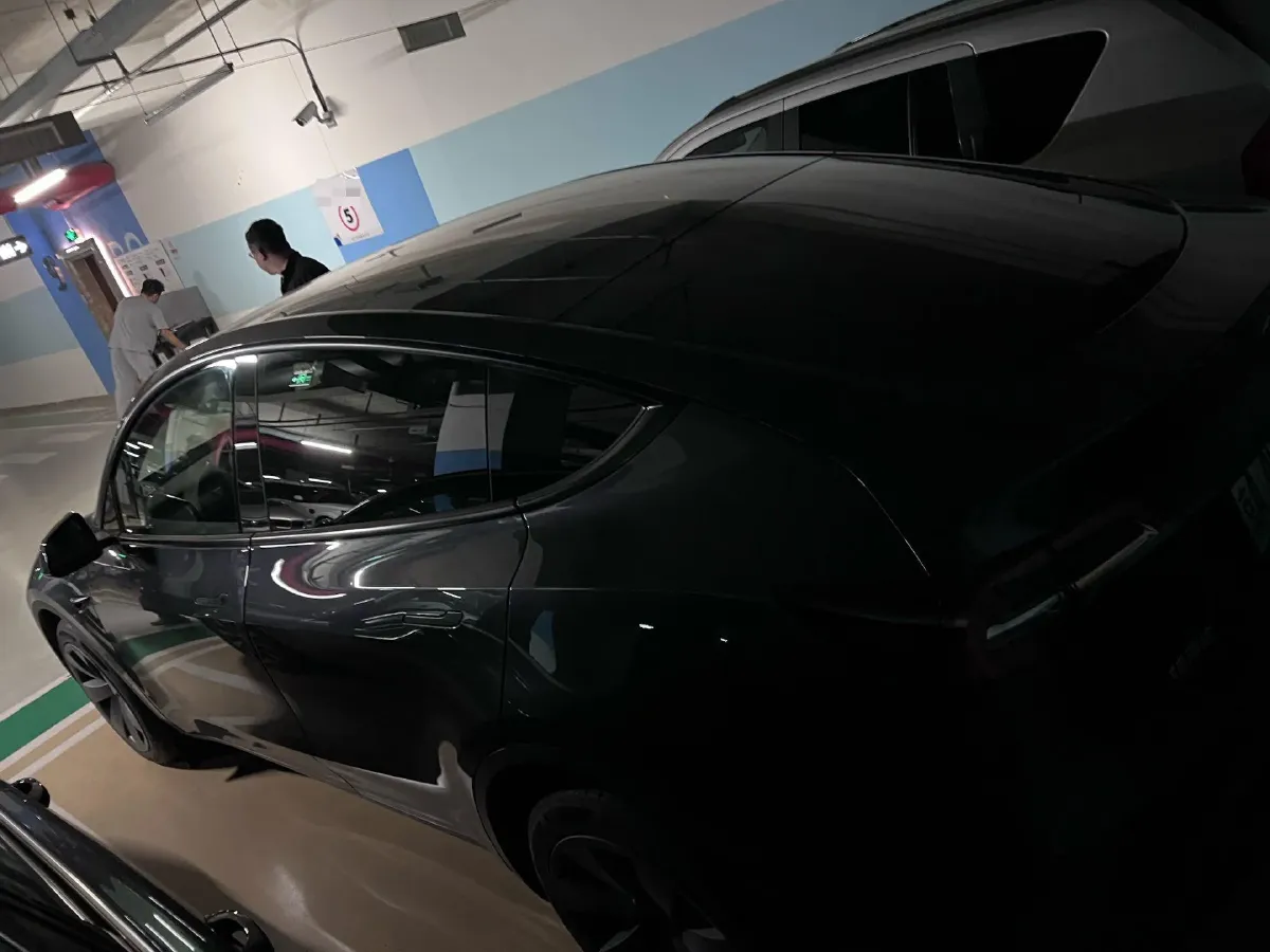 2024 Tesla Model Y BEV 78.4KWH,autocango,china used car exporter,china ev exporter,chinese used car exporter,chinese used ev exporter