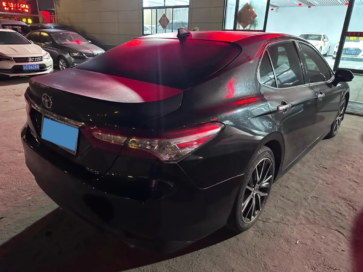 2021 Toyota Camry 2.5L 209HP L4 8AT,autocango,china used car exporter,china ev exporter,chinese used car exporter,chinese used ev exporter