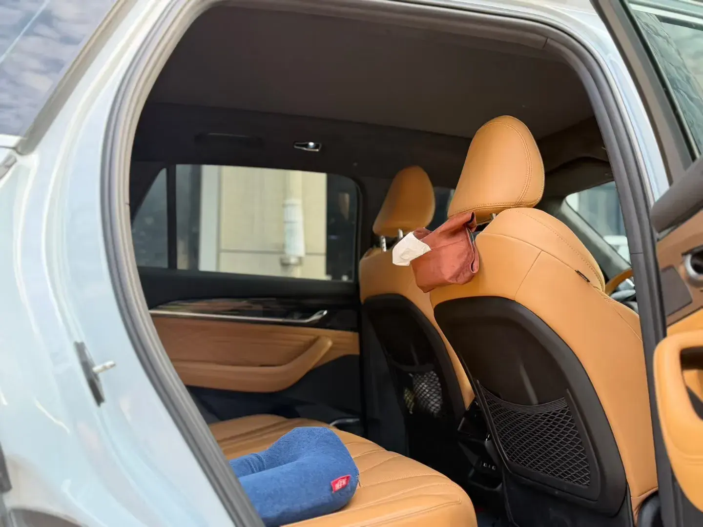 2022 GEELY MONJARO thumbnail 4