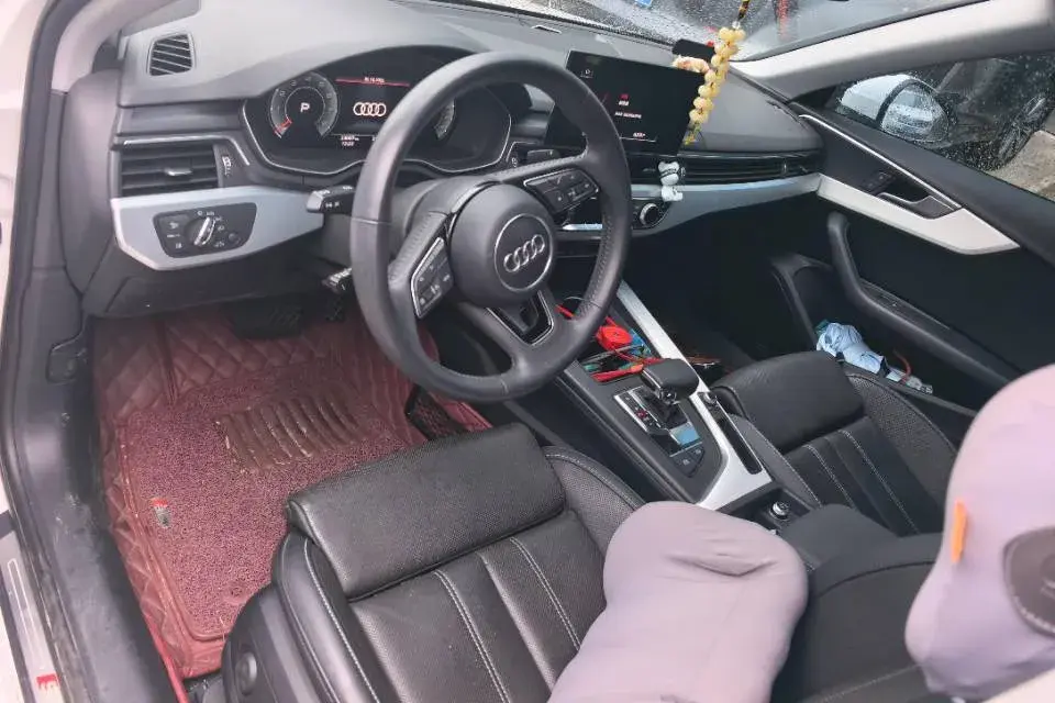 2020 AUDI A4L thumbnail 4