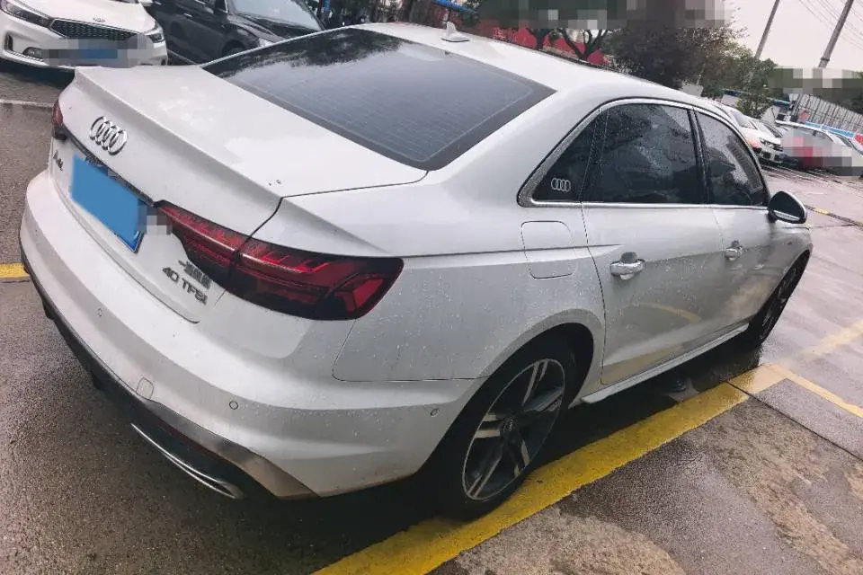 2020 AUDI A4L thumbnail 3