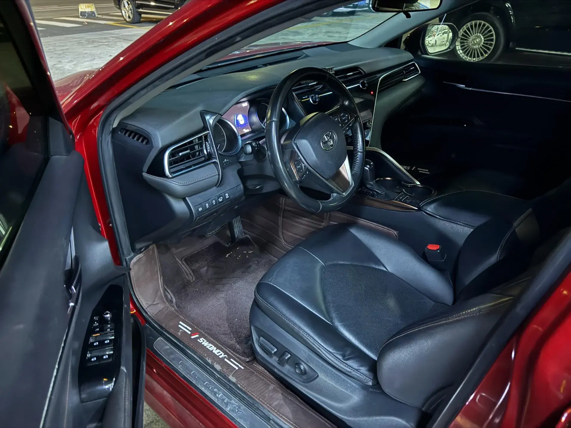 2019 TOYOTA CAMRY thumbnail 2