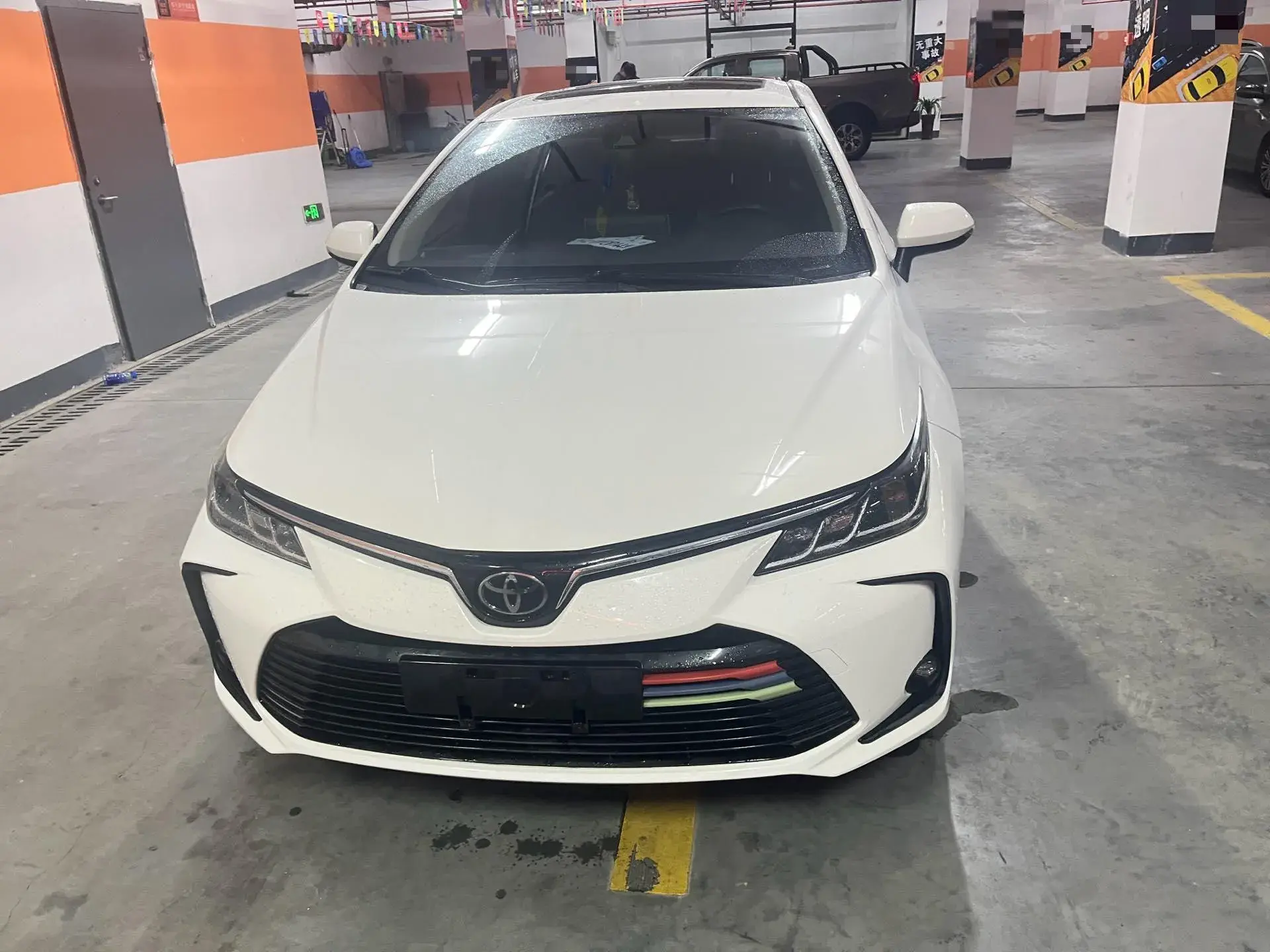2019 TOYOTA COROLLA thumbnail 2