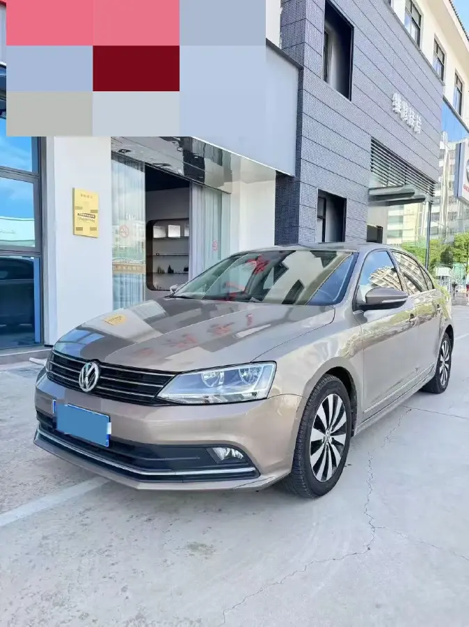2018 Volkswagen Sagitar 1.2T 110HP L4 7DCT