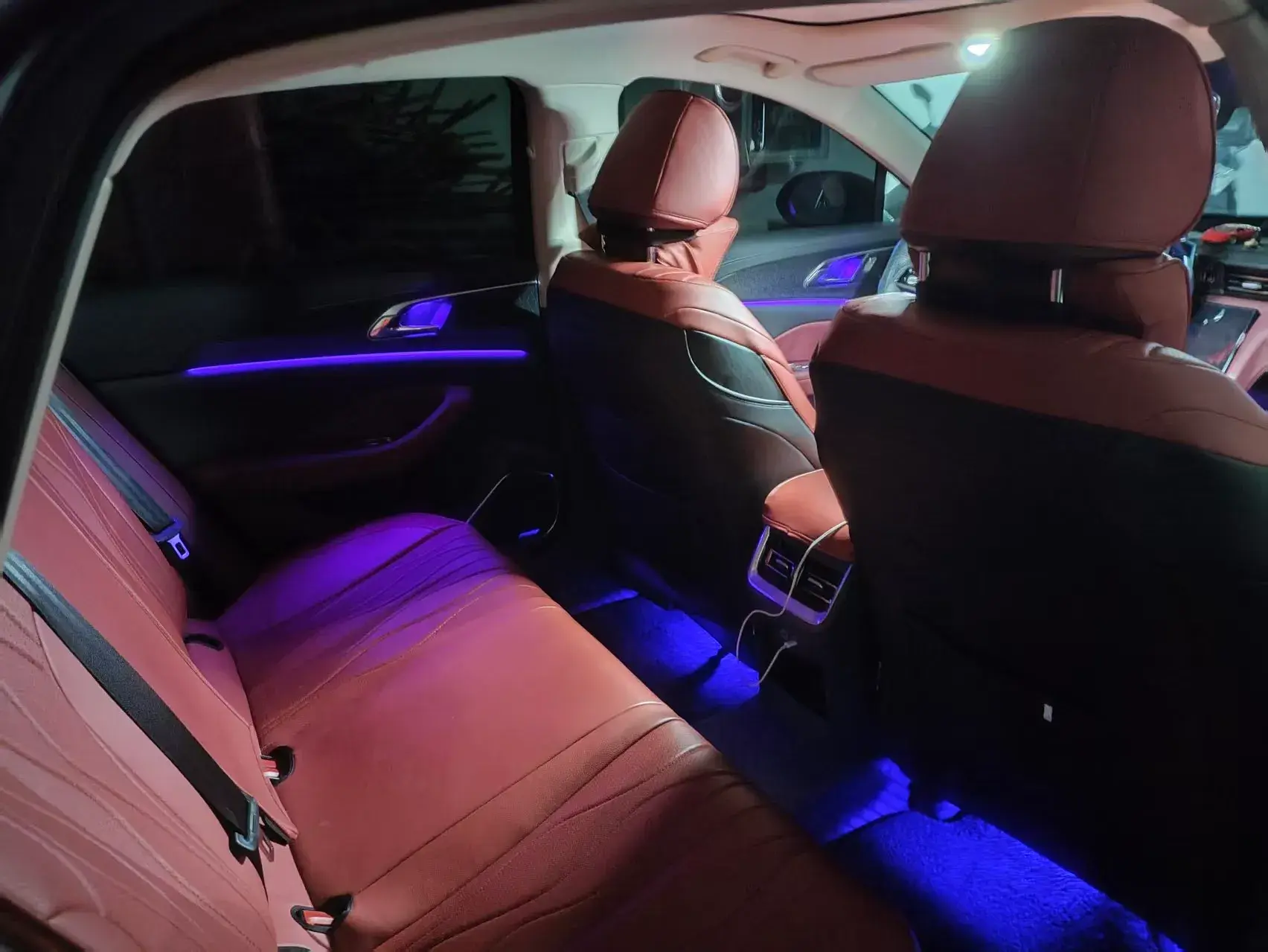 2023 HONGQI H5 thumbnail 3