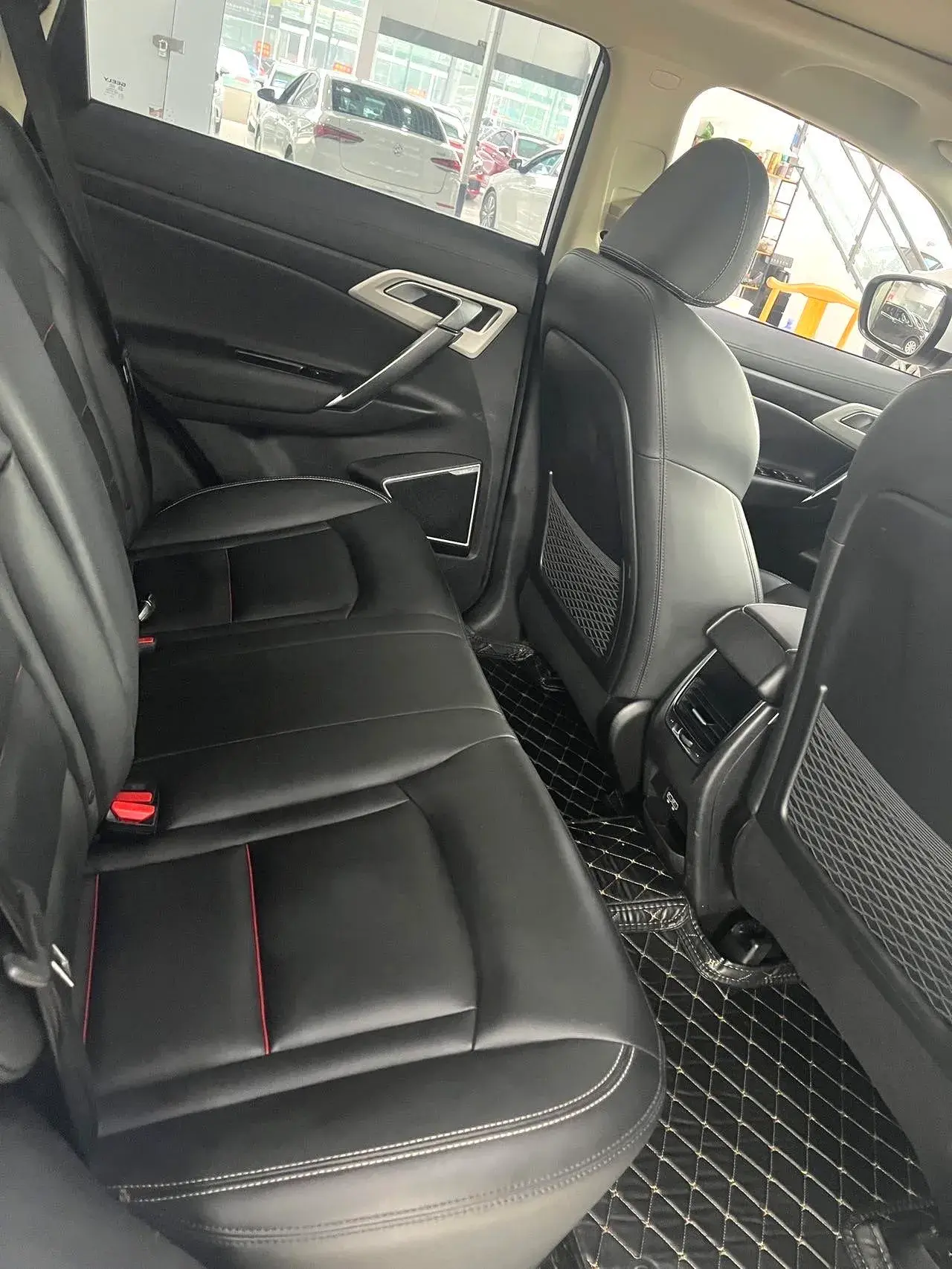 2018 GEELY AZKARRA thumbnail 4