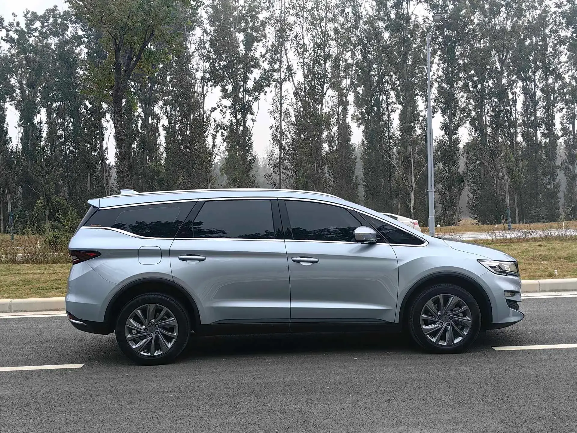 2021 GEELY JIAJI thumbnail 4