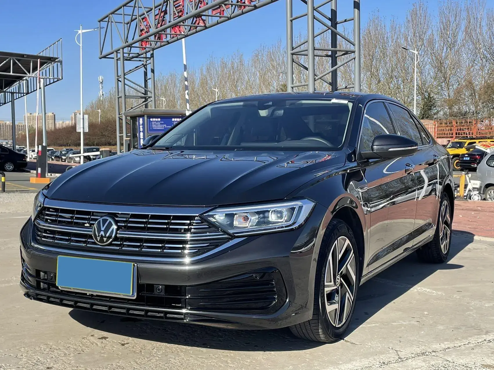 2023 VOLKSWAGEN SAGITAR view 1