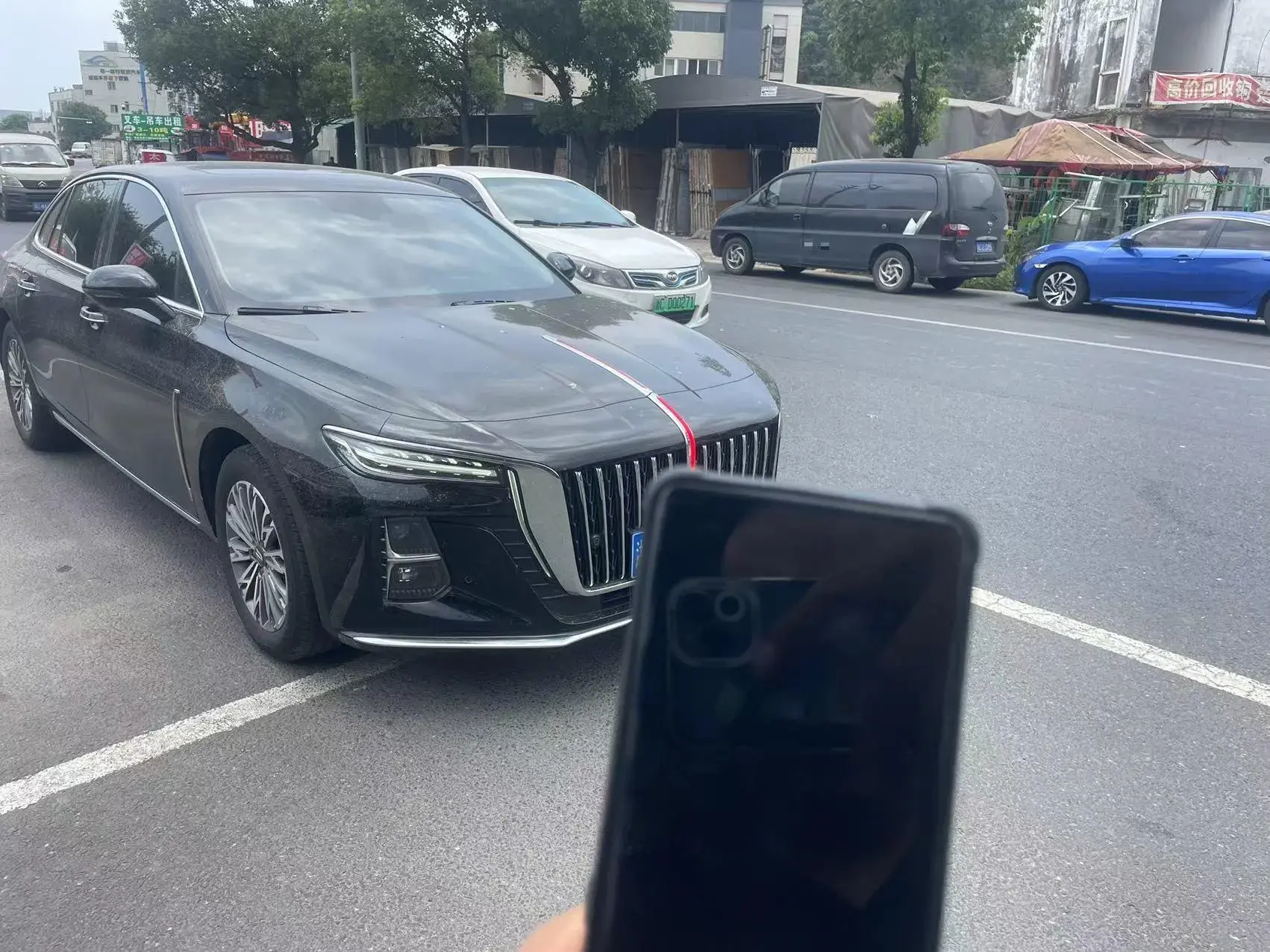 2023 HONGQI H5 thumbnail 4