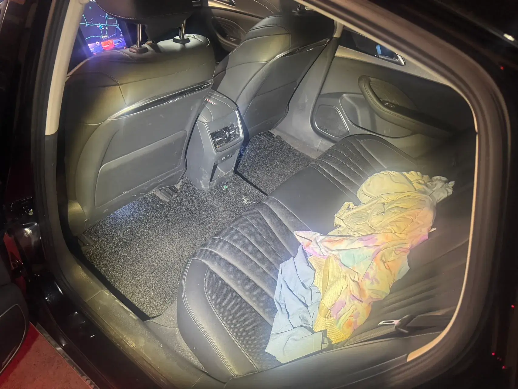 2023 HONGQI H5 thumbnail 2