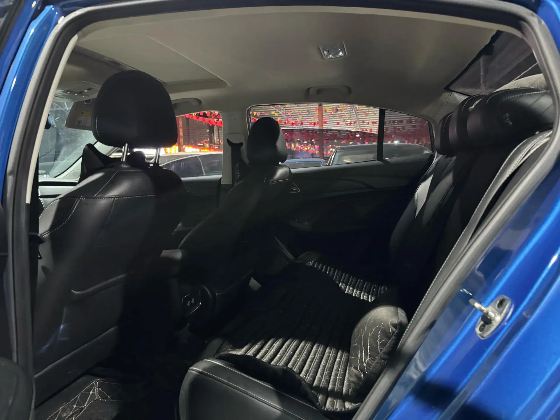 2020 ROEWE I5 thumbnail 4