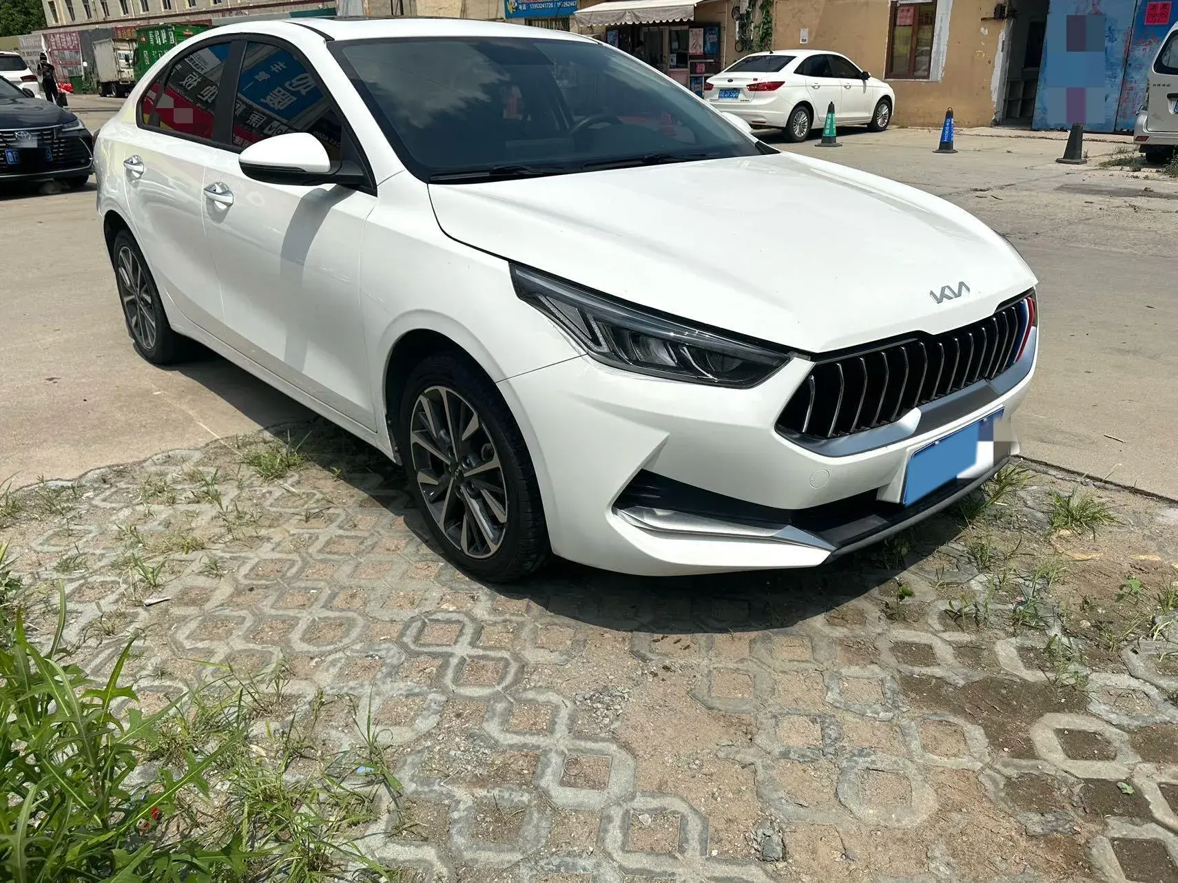 2021 KIA K3 thumbnail 2