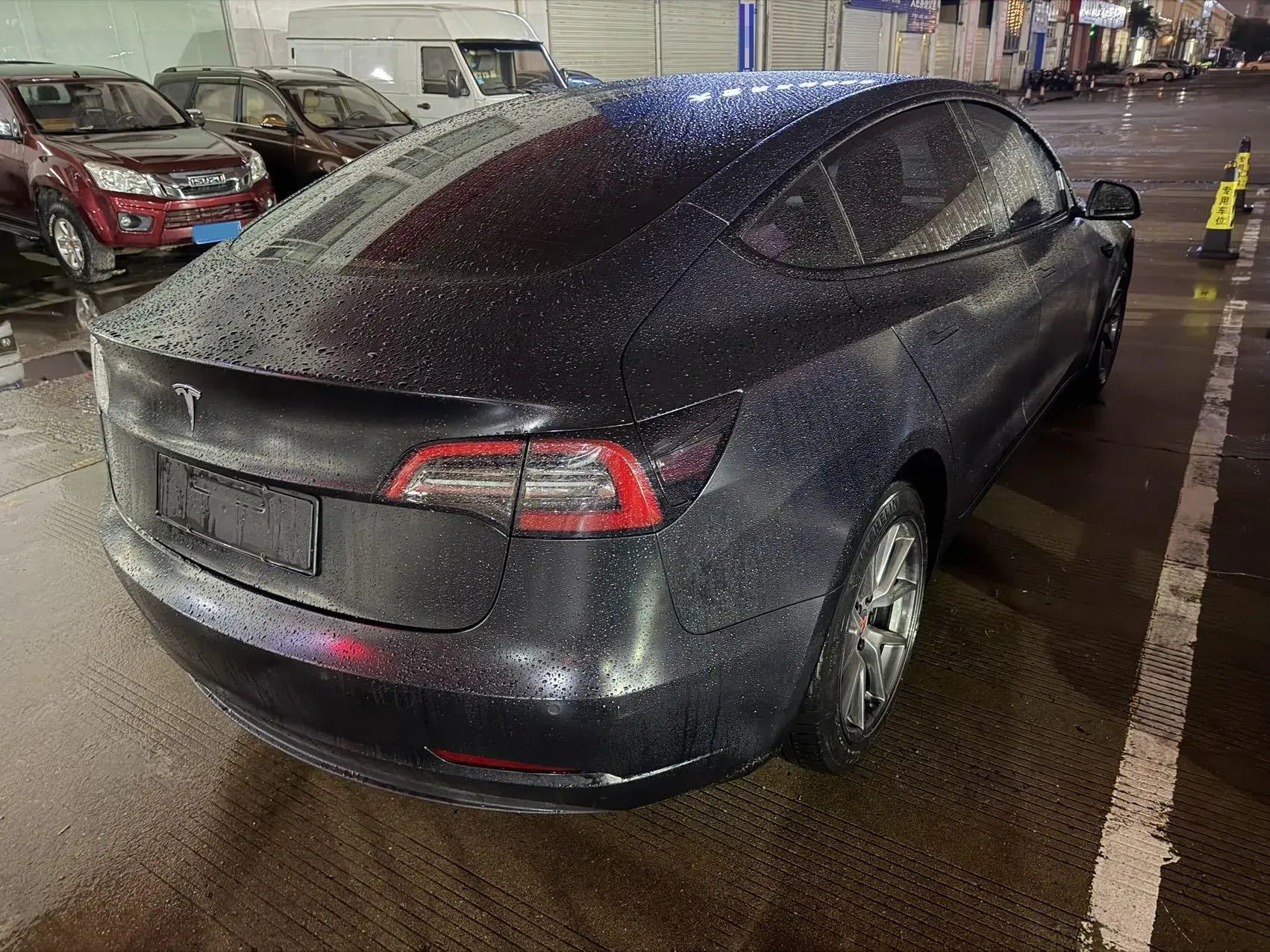 2021 TESLA MODEL thumbnail 3