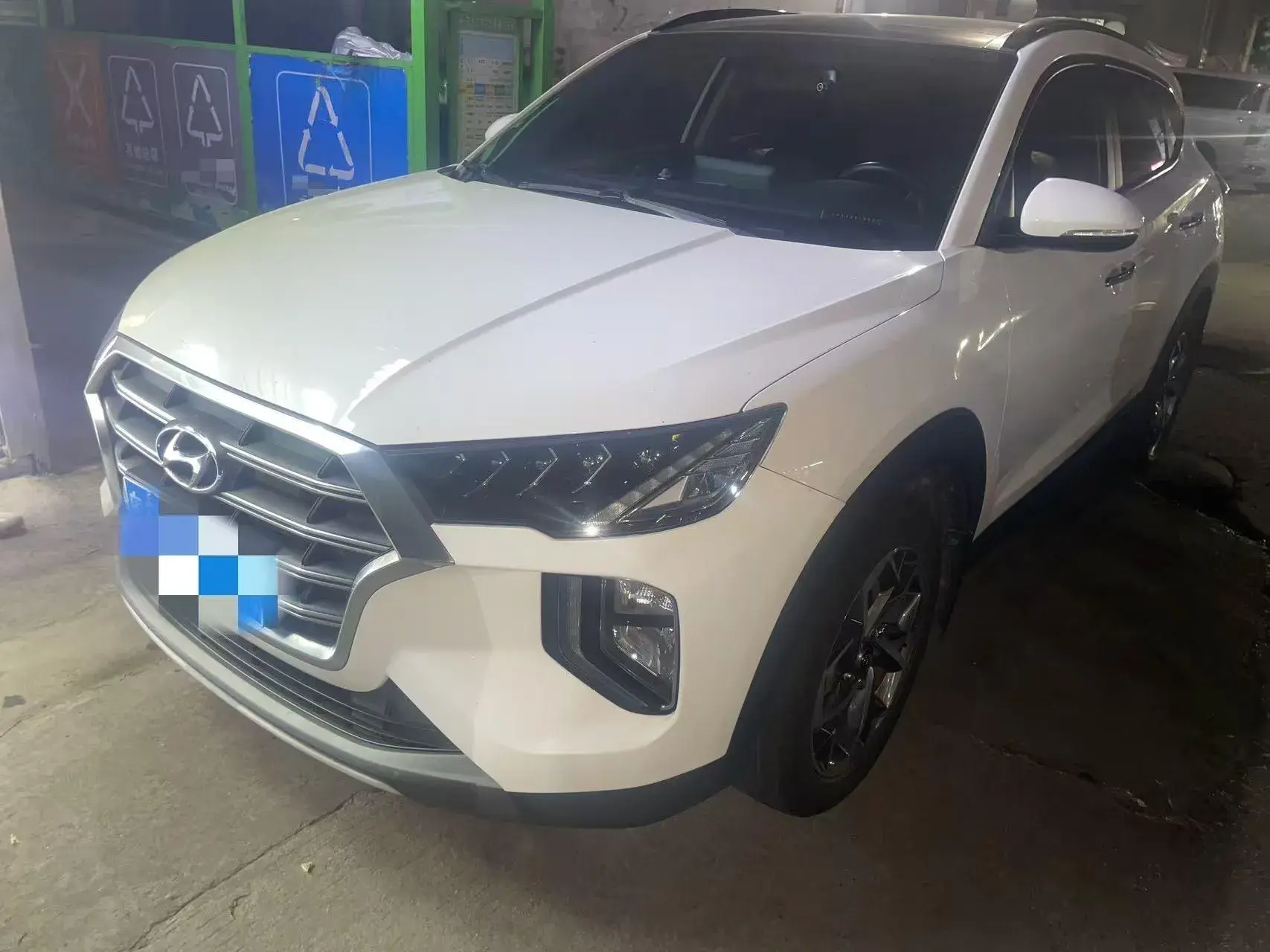 2019 HYUNDAI TUCSON view 1