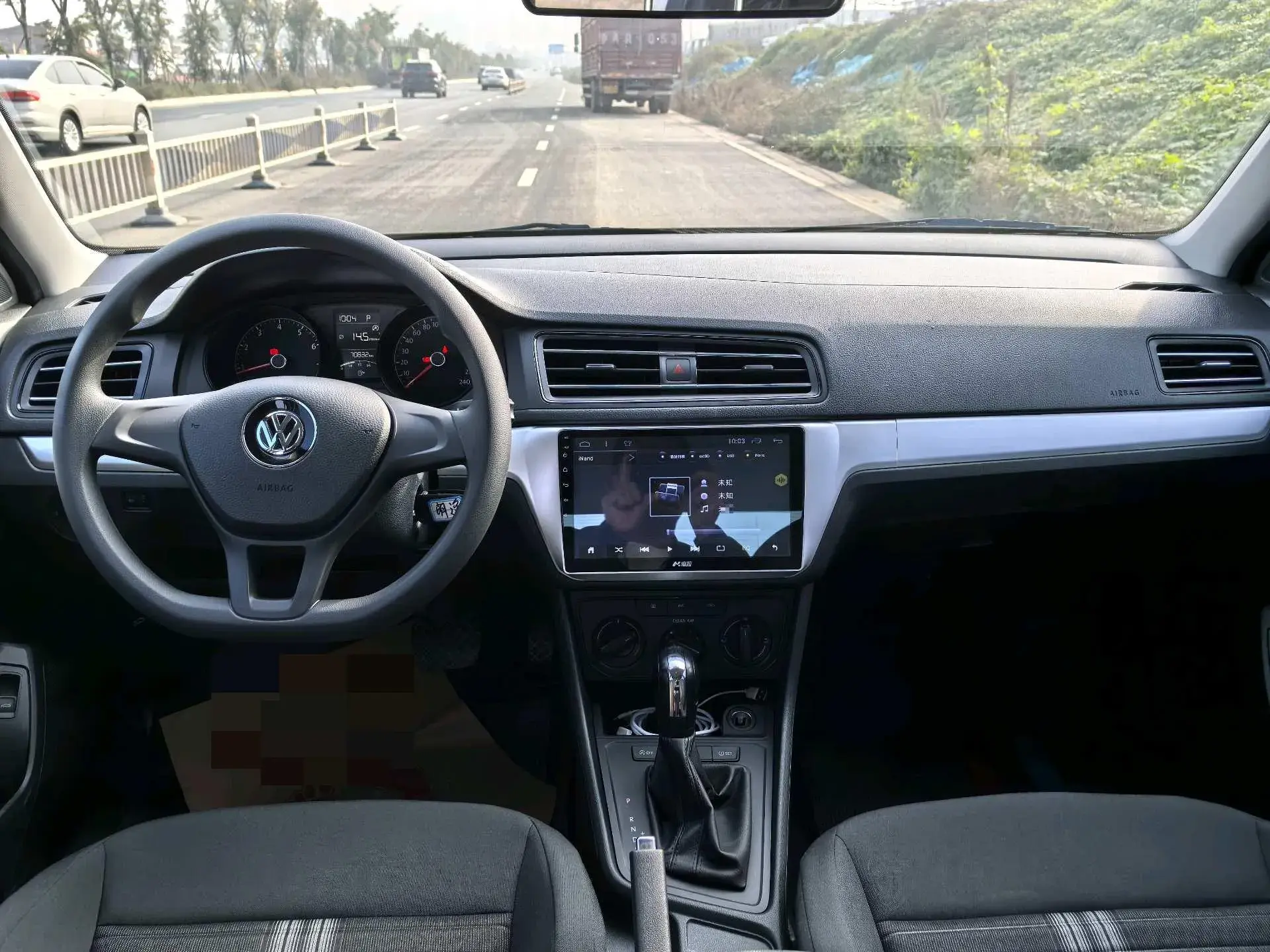 2019 VOLKSWAGEN LAVIDA thumbnail 4