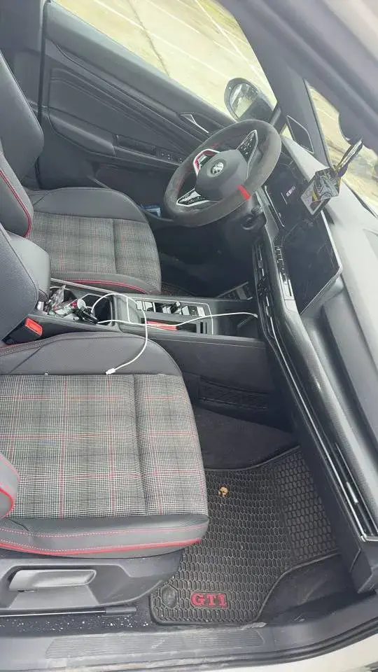 2021 VOLKSWAGEN GOLFGTI thumbnail 2