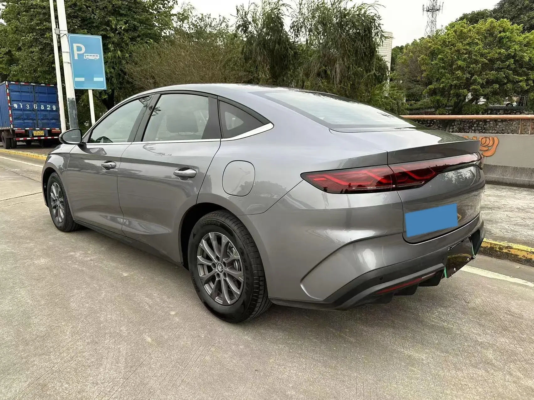 2024 BYD QINL thumbnail 4