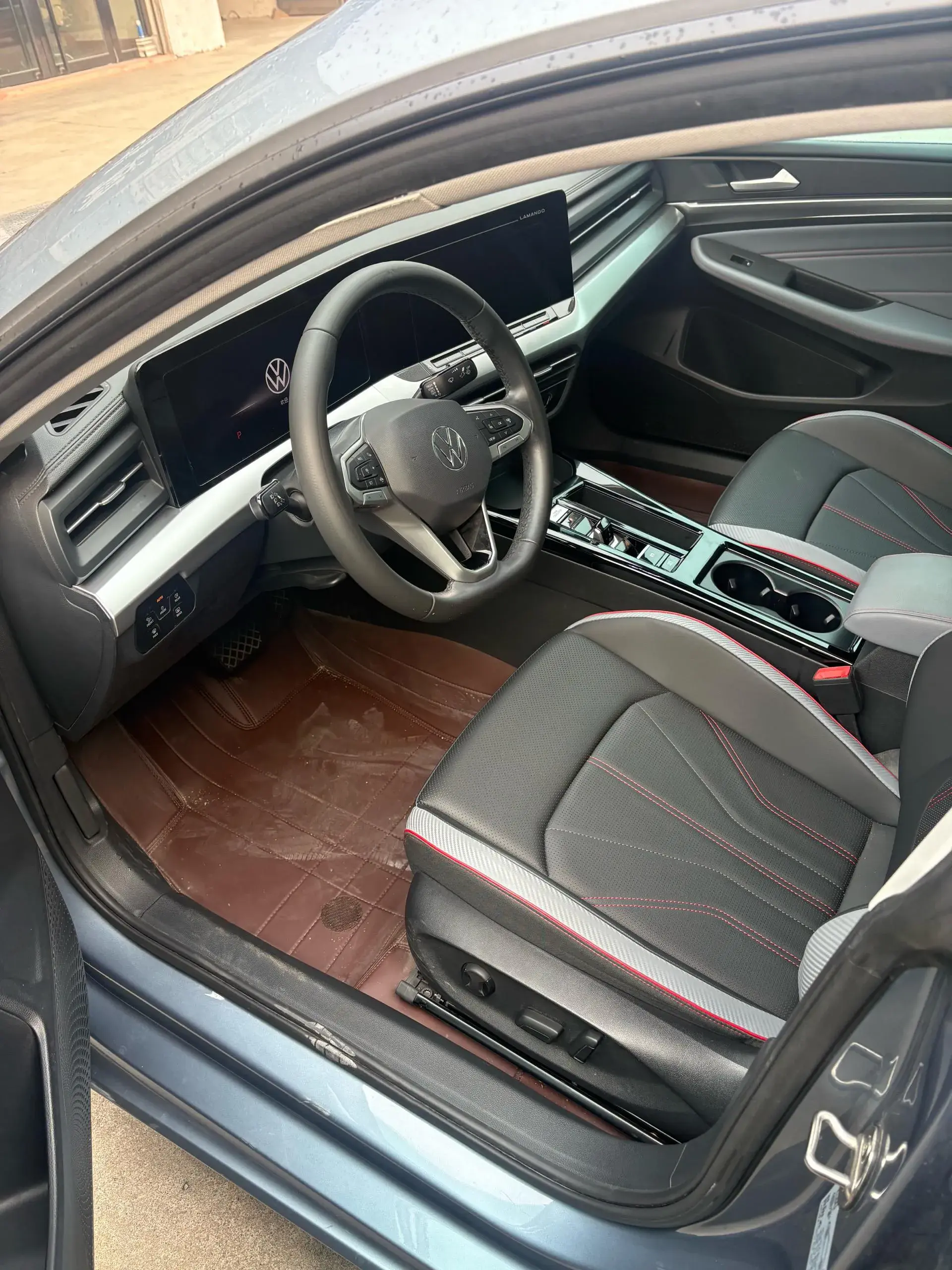 2022 VOLKSWAGEN LAMANDO thumbnail 2