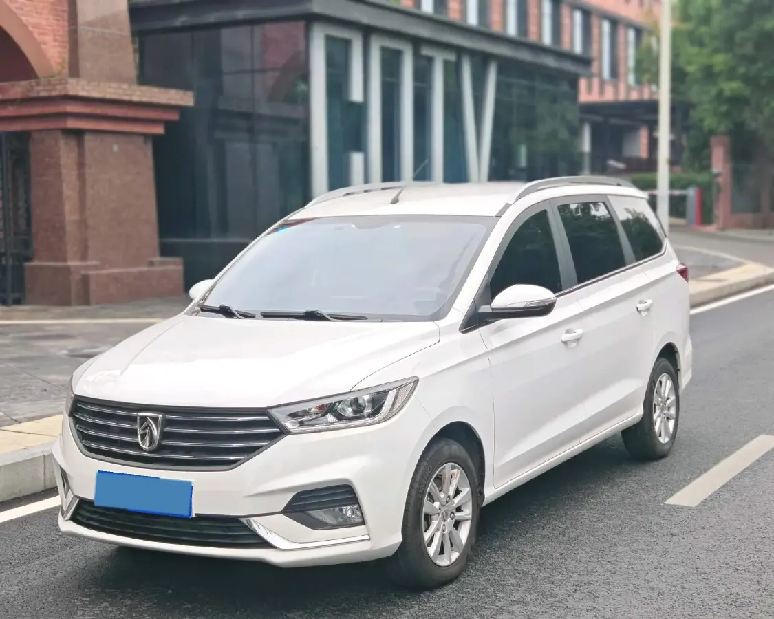 2019 BaoJun 360 1.5L 105HP L4 6MT
