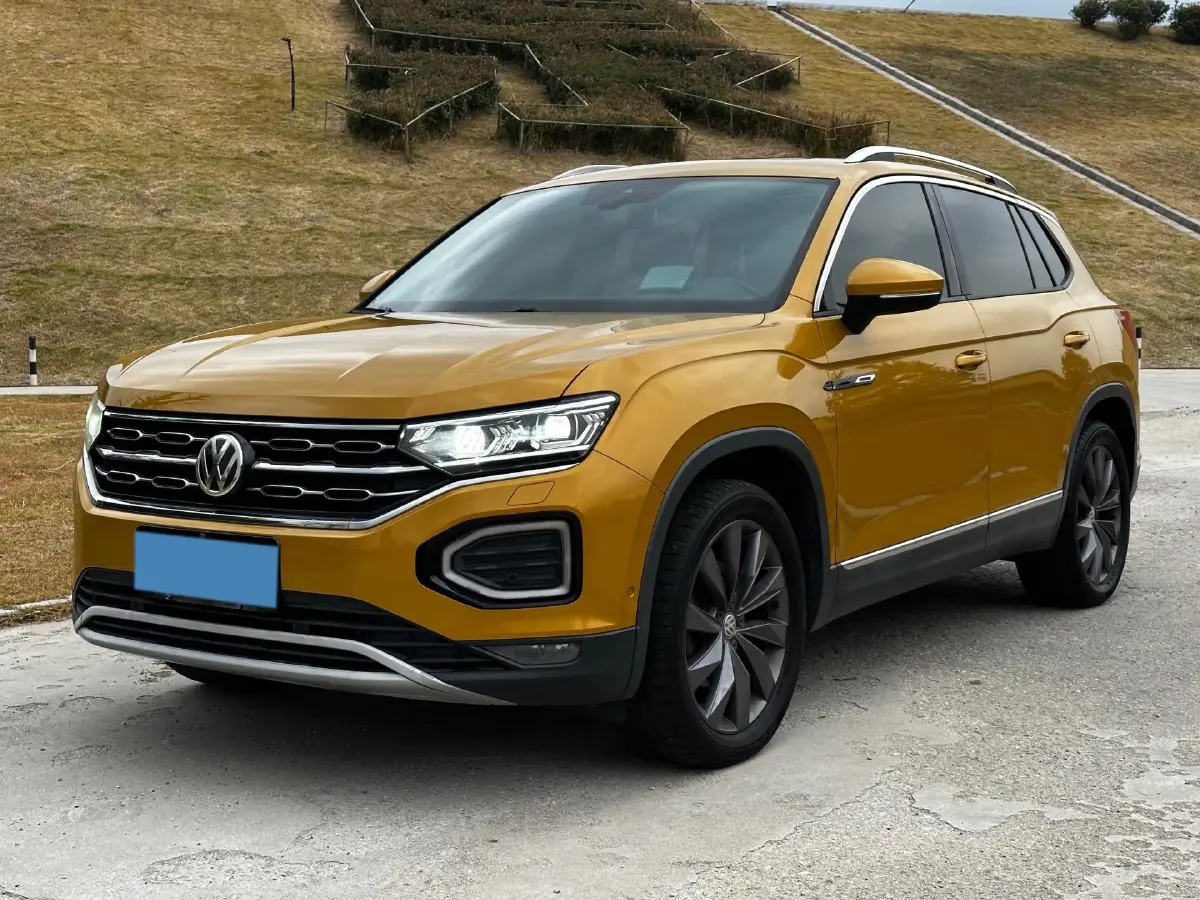 2019 Volkswagen Tayron 2.0T 220HP L4 7DCT