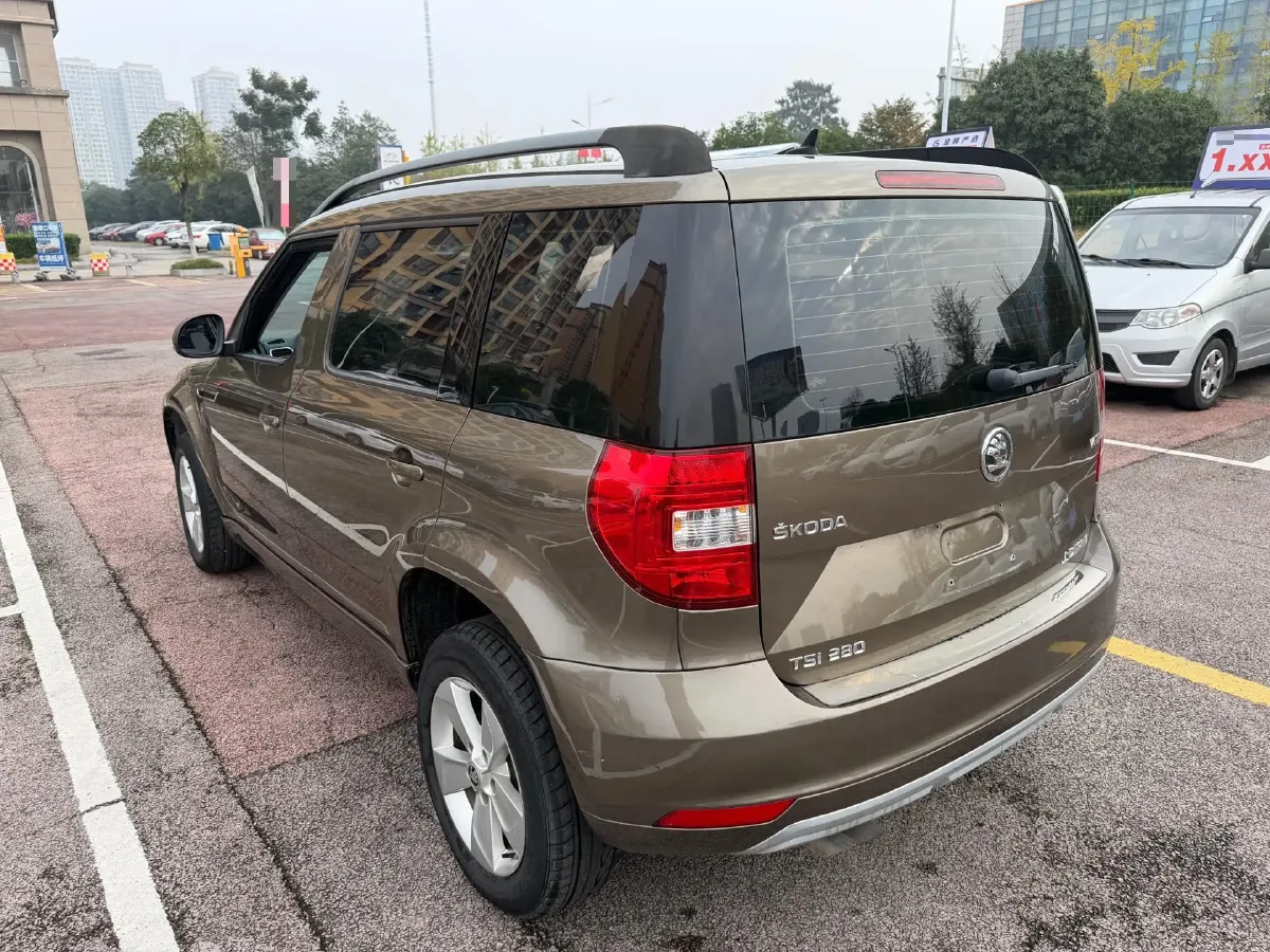 2017 Skoda Yeti 1.4T 150HP L4 7DCT,autocango,china used car exporter,china ev exporter,chinese used car exporter,chinese used ev exporter