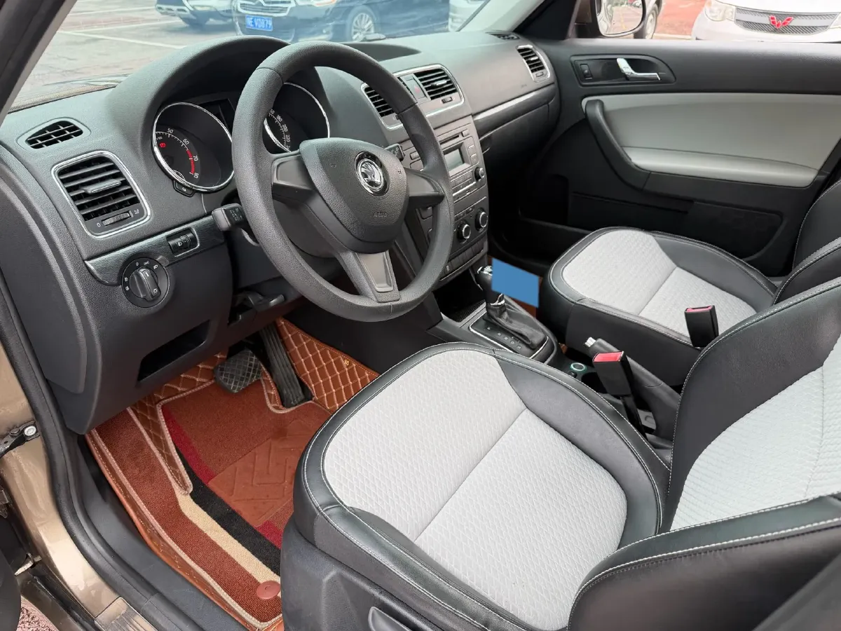 2017 Skoda Yeti 1.4T 150HP L4 7DCT,autocango,china used car exporter,china ev exporter,chinese used car exporter,chinese used ev exporter