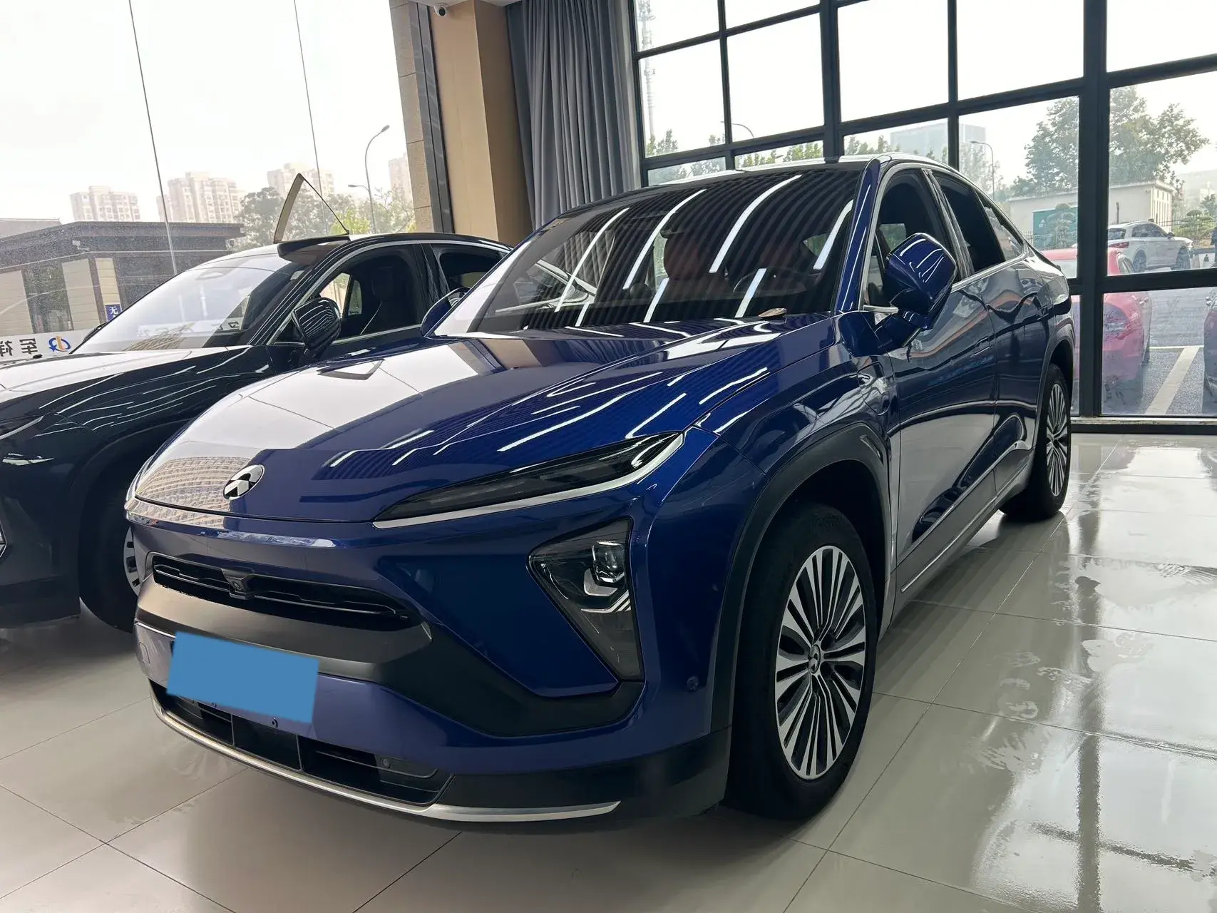 2020 NIO EC6 view 1
