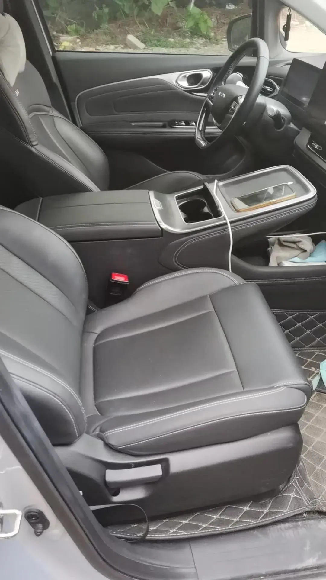 2024 AION V thumbnail 4