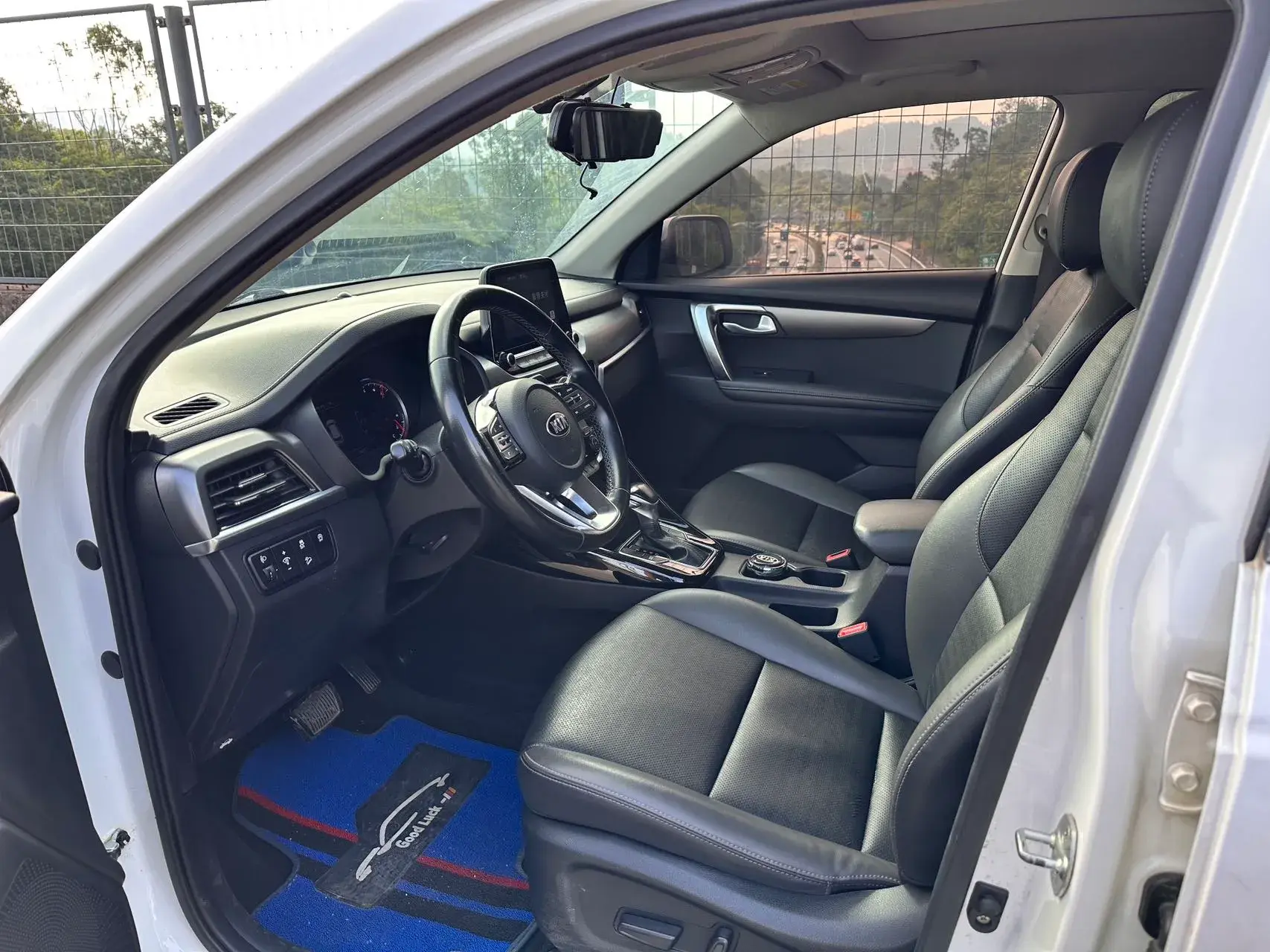 2018 KIA SPORTAGE thumbnail 4