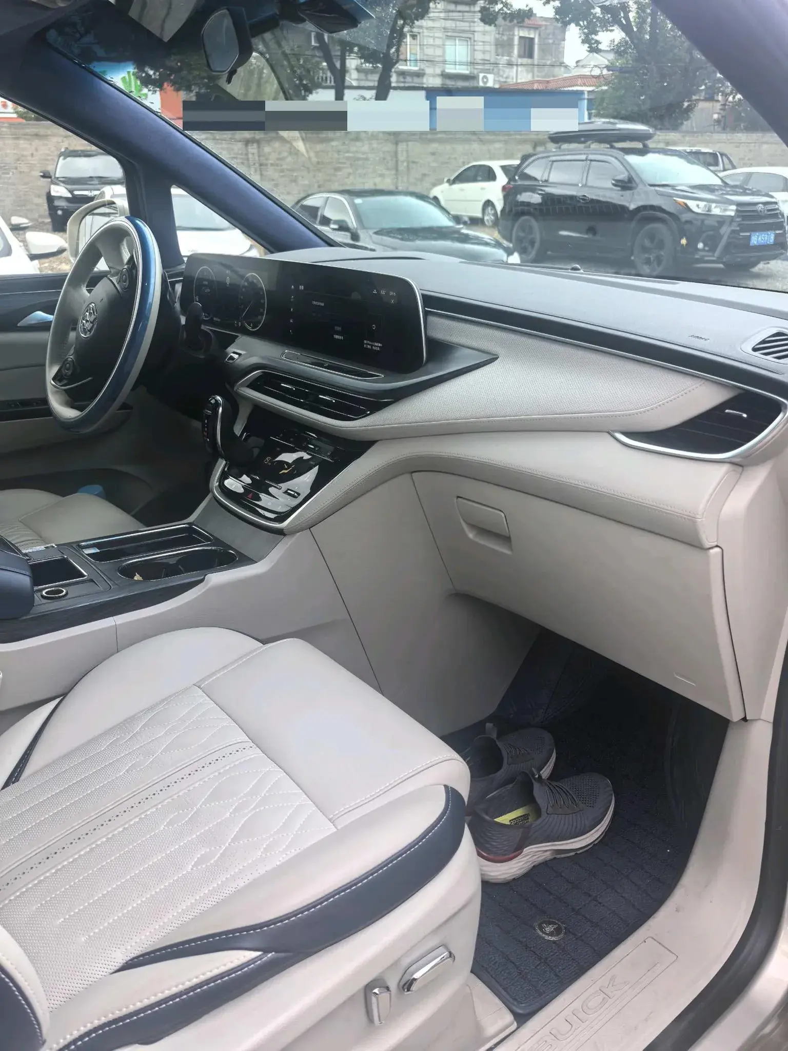 2022 BUICK GL8 thumbnail 4