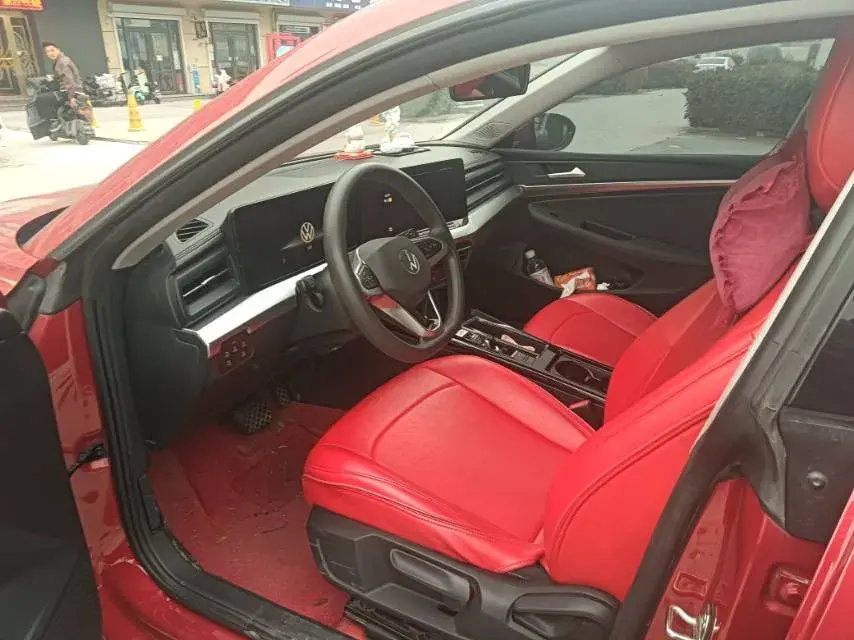 2022 VOLKSWAGEN LAMANDO thumbnail 2