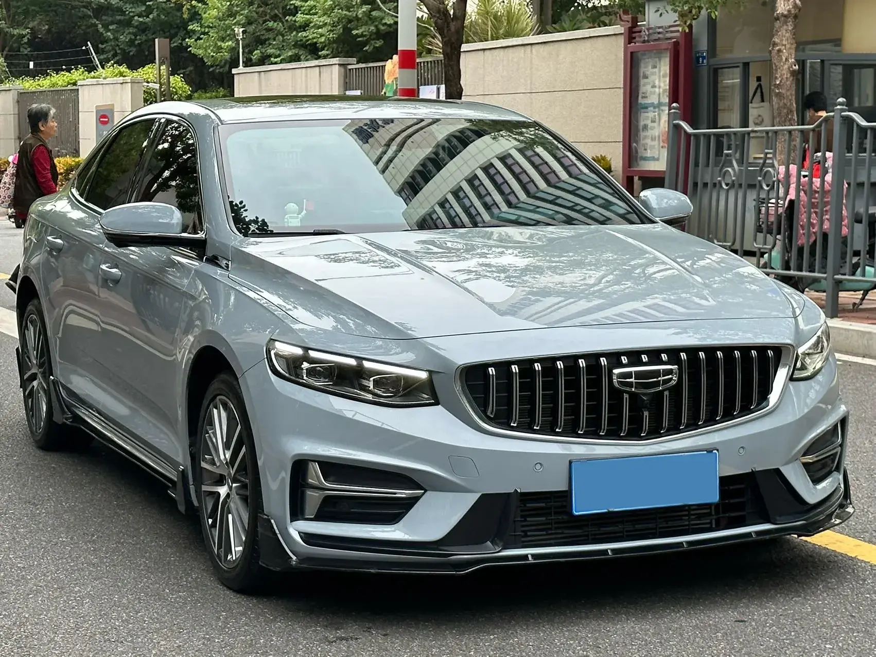 2023 GEELY PREFACE thumbnail 3